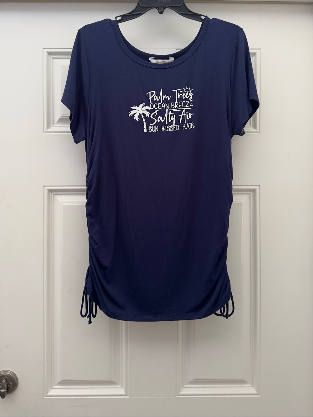 NWT Women's Navy Short Sleeve Graphic Tee Size XL